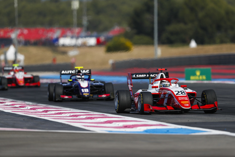 Robert Shwartzman è stato riconfermato anche per la stagione 2021 di F2 dal Prema Powerteam, dopo un 2020 fatto di alti e bassi, dove è stato spesso all'ombra di Mick Schumacher. Quest'anno potrebbe essere quello giusto per il grande salto, ma andiamo a ripercorrere la sua carriera.