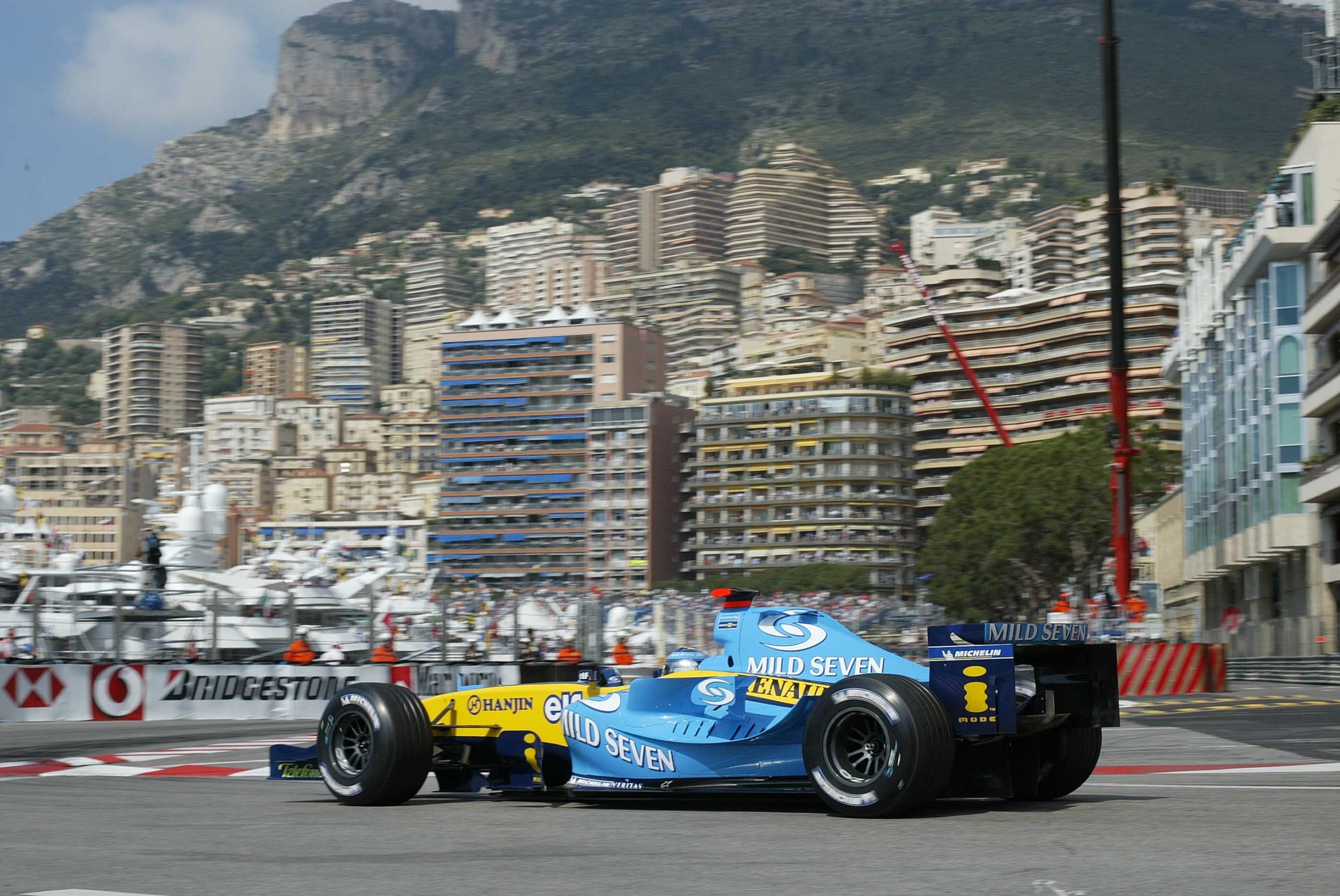 Quel ragazzo, per l'appunto, si chiama Jarno Trulli. Ho sempre ammirato la dedizione che metteva nelle corse, soprattutto quando le cose non andavano per il verso giusto.