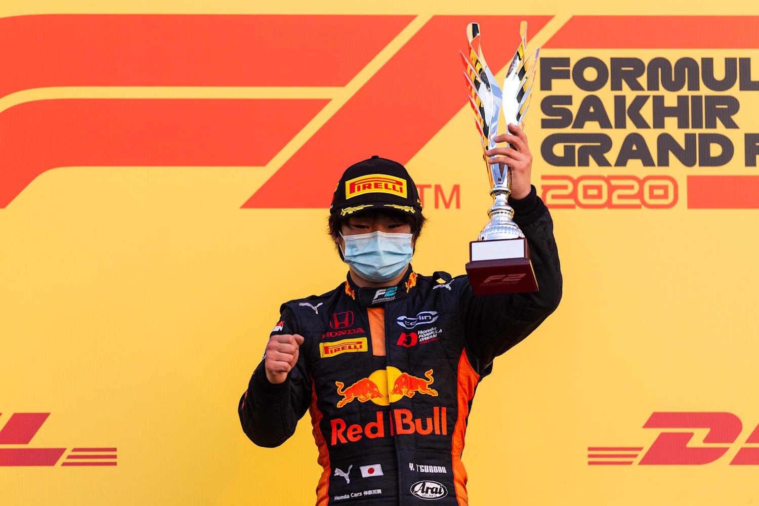 tsunoda vince a sackhir