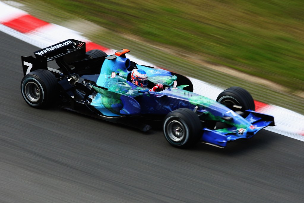Le più discusse, le più brutte, quelle mai utilizzate o quelle usate in particolari occasioni: ecco le 10 livree più memorabili della Formula 1 