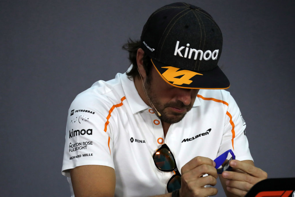 f1 fernando alonso gp bahrain 2018 conferenza stampa 1024x683 1