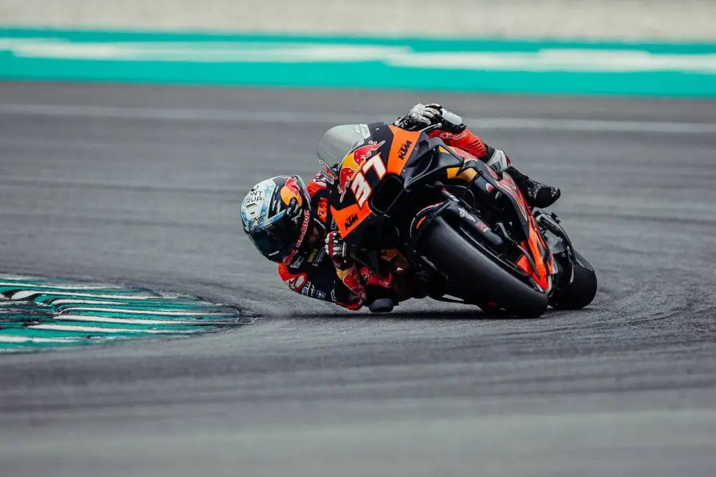 numero pedro acosta 37