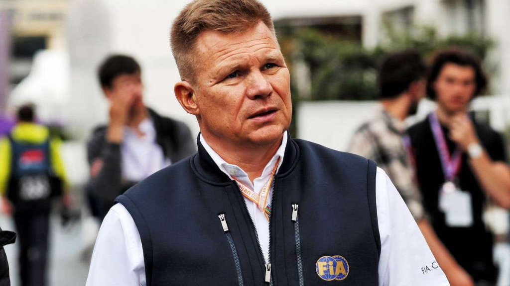 Mika Salo, ex pilota di Formula 1 e commissario FIA, afferma che le sue parole sulla punizione della Ferrari per irregolarità nel suo motore sono state interpretate male e che non conosce i dettagli dell'accordo.
