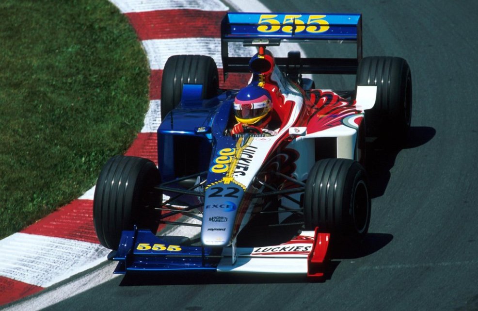 Le più discusse, le più brutte, quelle mai utilizzate o quelle usate in particolari occasioni: ecco le 10 livree più memorabili della Formula 1 