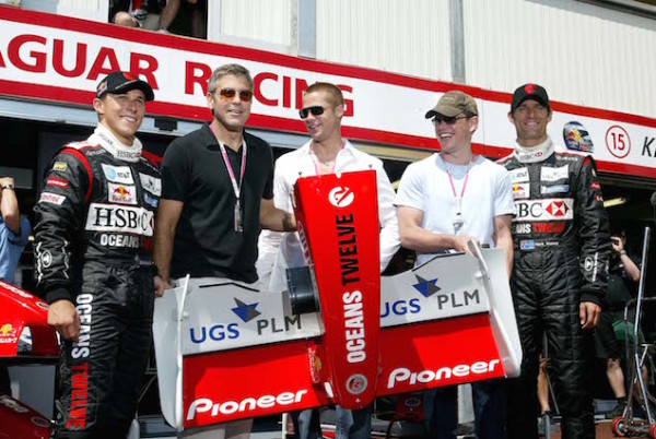 Nella storia della Formula 1 ci sono state livree memorabili che hanno lasciato il segno nella storia, ciascuna per diverse motivazioni, ma una su tutte verrà ricordata come la più brillante: la Jaguar indiamantata.