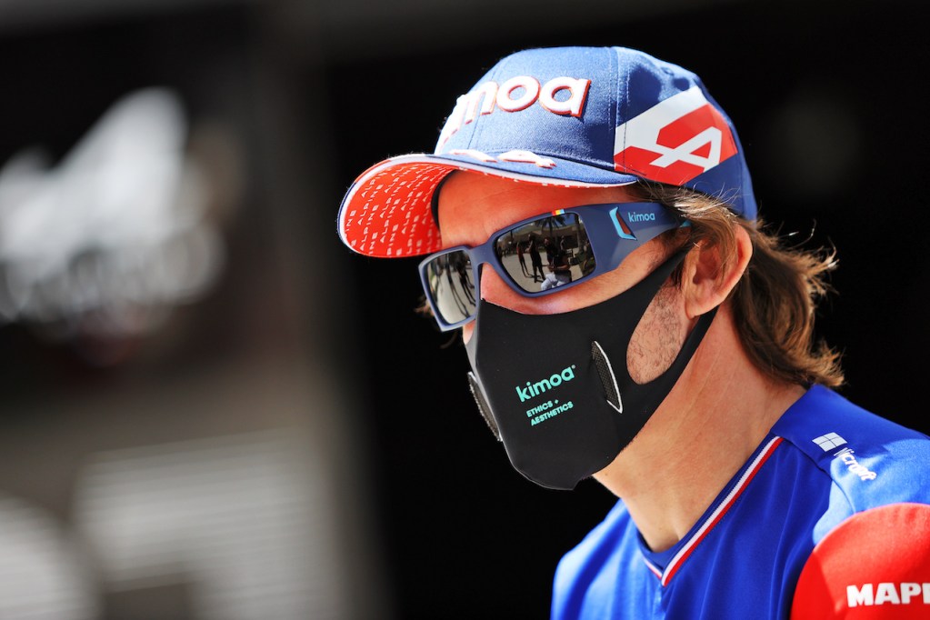 Alonso in divisa Alpine