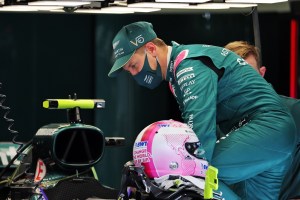 Vettel nome ASton Martin 1