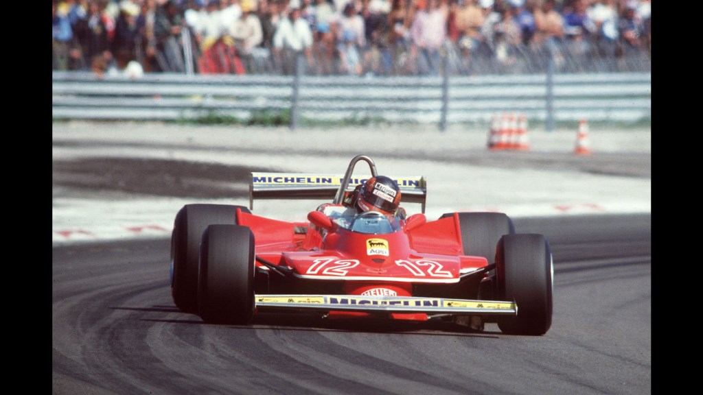 Così quel carattere istrionico, che tanto aveva reso Villeneuve capace di scindere la sua persona da quella del padre, sembra trovare ancora sede in lui. Egli, nonostante ad oggi per il mondo della Formula Uno sia solo uno spettatore, sembra avere le idee ben chiare riguardo ogni suo angolo.