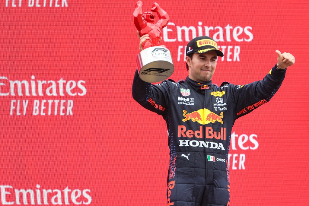 Sergio "Checo" Perez sul podio del GP di Francia