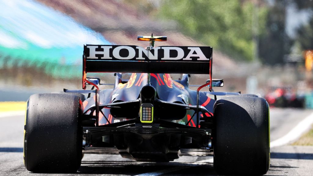 Ala posteriore Red Bull