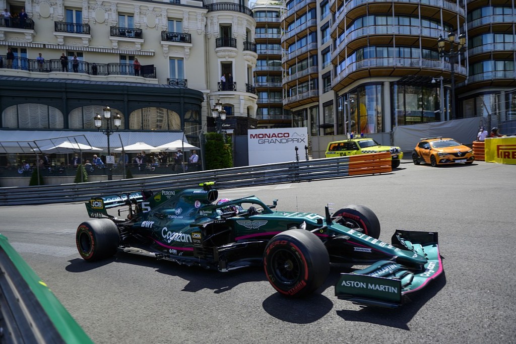 Nel 2020 Aston Martin è stata uno dei Team di punta della griglia, ma nel 2021 la prestazione degli inglesi è stata deludente. Perché ?