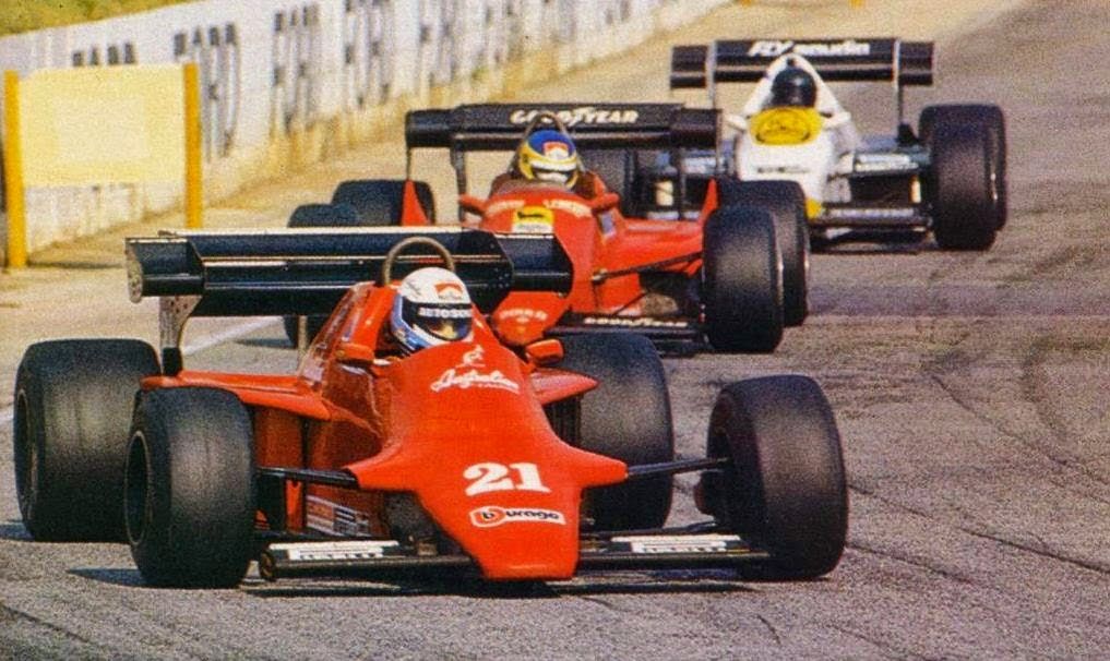 Partnership famose e altre meno, ecco le sponsorizzazioni telefoniche ed elettroniche più celebri nella storia della F1.