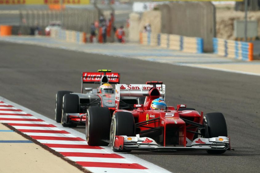 fernando alonso bahrain 2012 ferrari all the time you have to leave a space