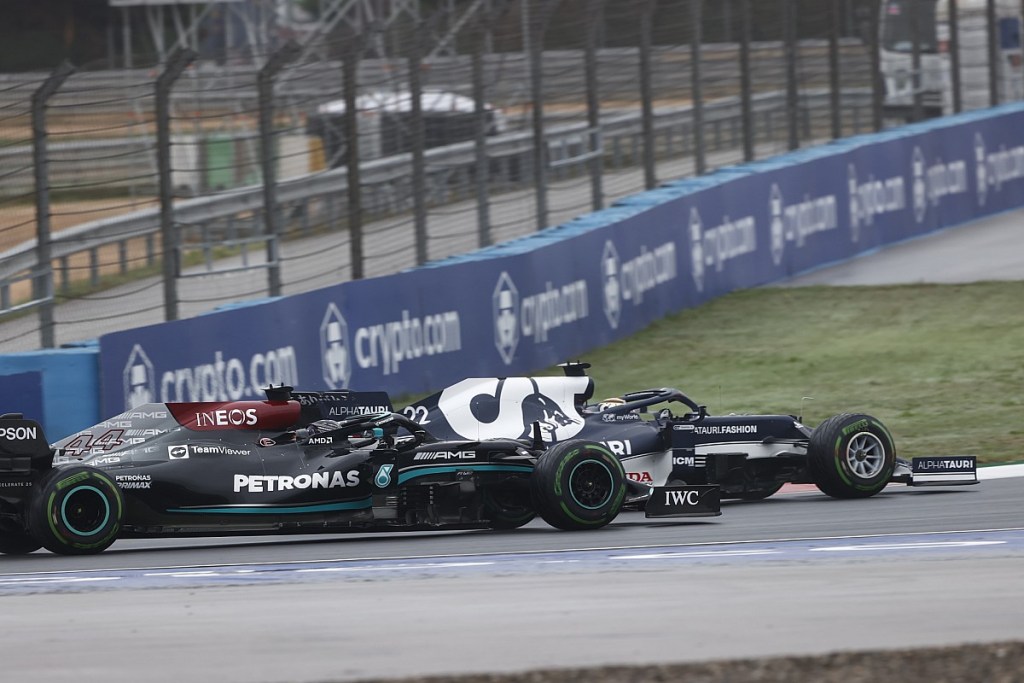 yuki tsunoda alphatauri at02 l