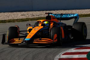 La nuova McLaren MCL36 guidata da Lando Norris