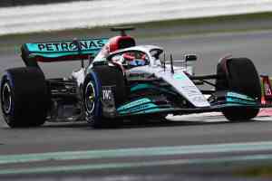 George Russell sulla W13 a Silverstone Mercedes Twitter