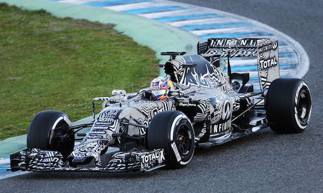 Mancando ormai solo due settimane ai test pre-stagionali di Barcellona, rivediamo le 10 cose più strane mai accadute nei test.