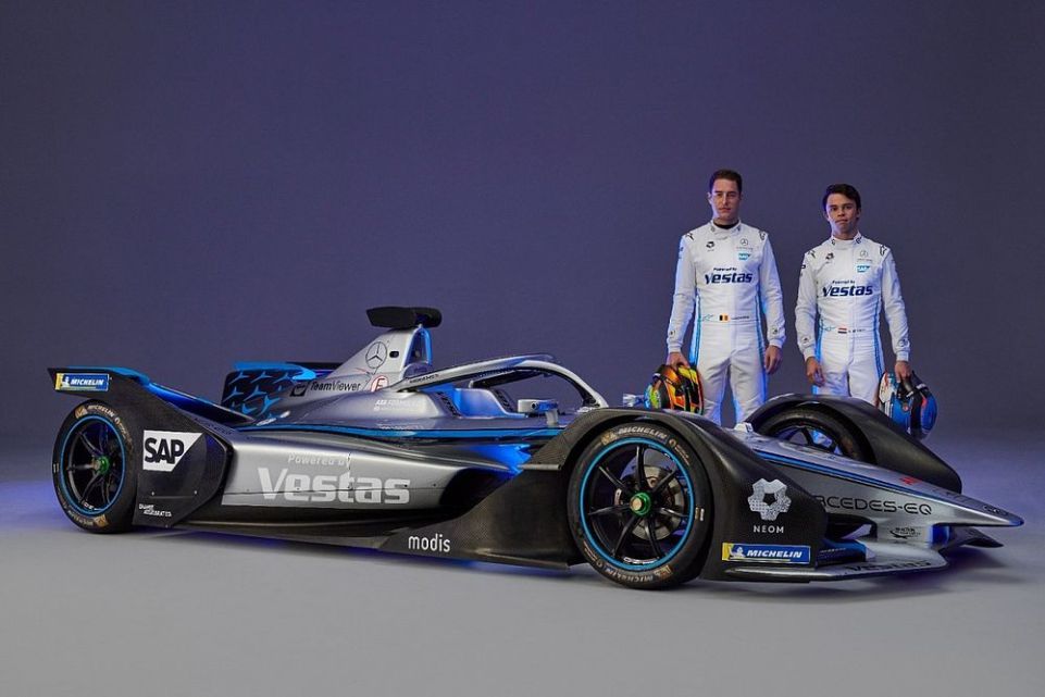 La Mclaren ha tornato a far parlare di se riguardo ad un'entrata in Formula E, e il tutto potrebbe avverarsi con l'aiuto di Mercedes EQ...
