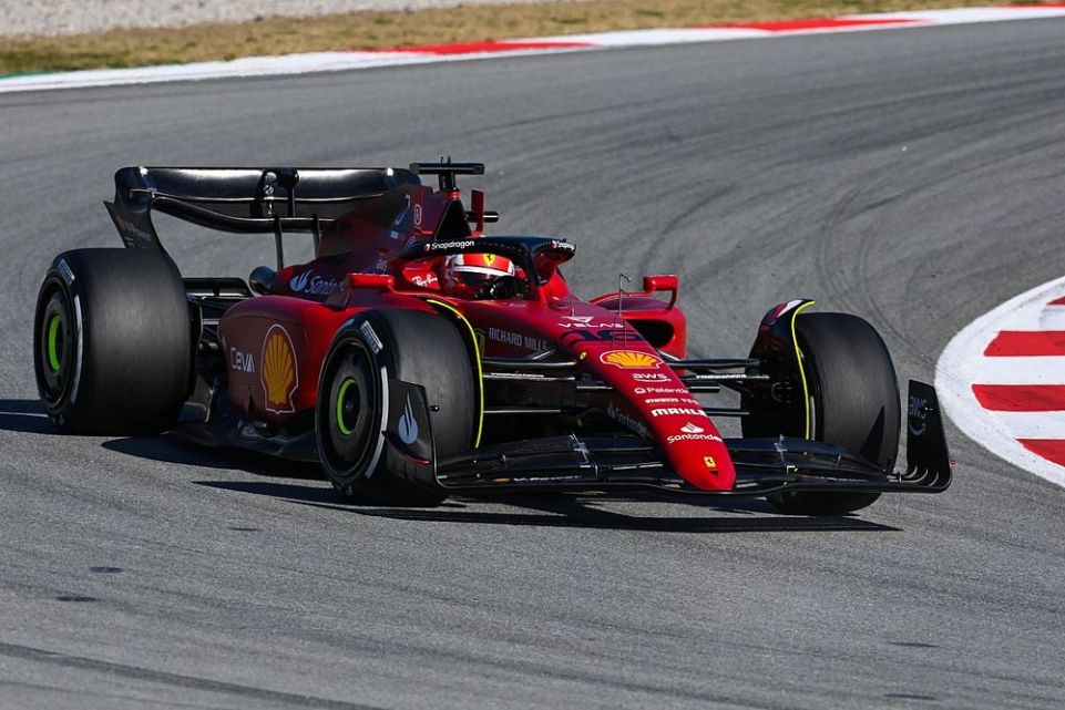 charles leclerc ferrari f1 75