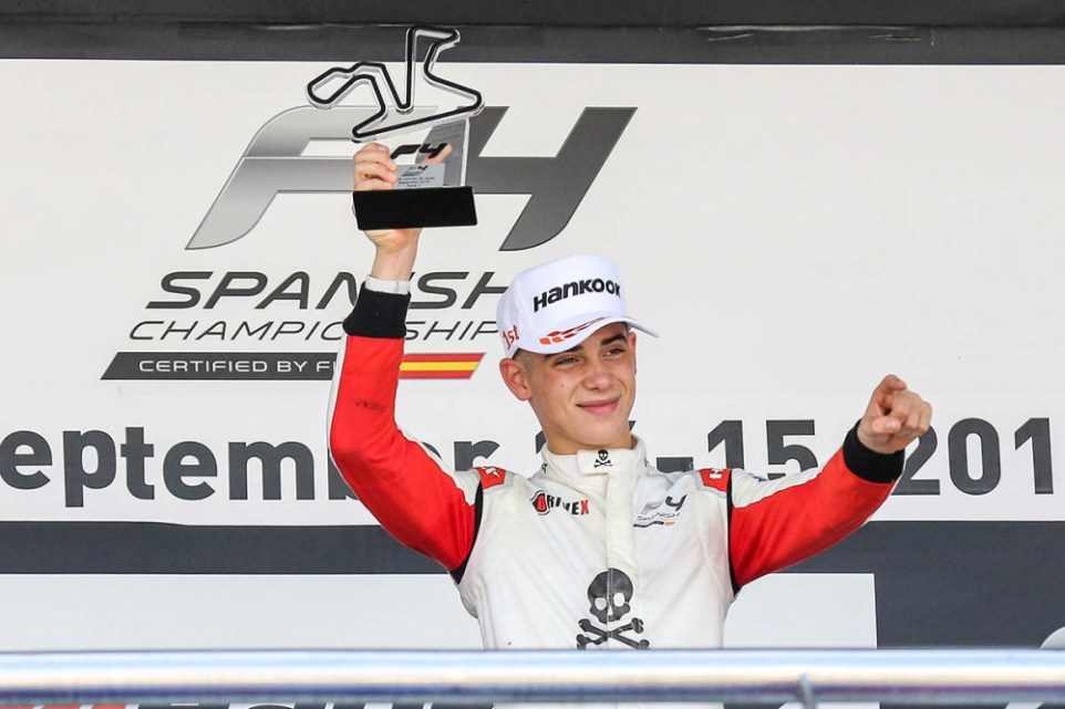 Franco Colapinto sul podio in F4 Spagnola