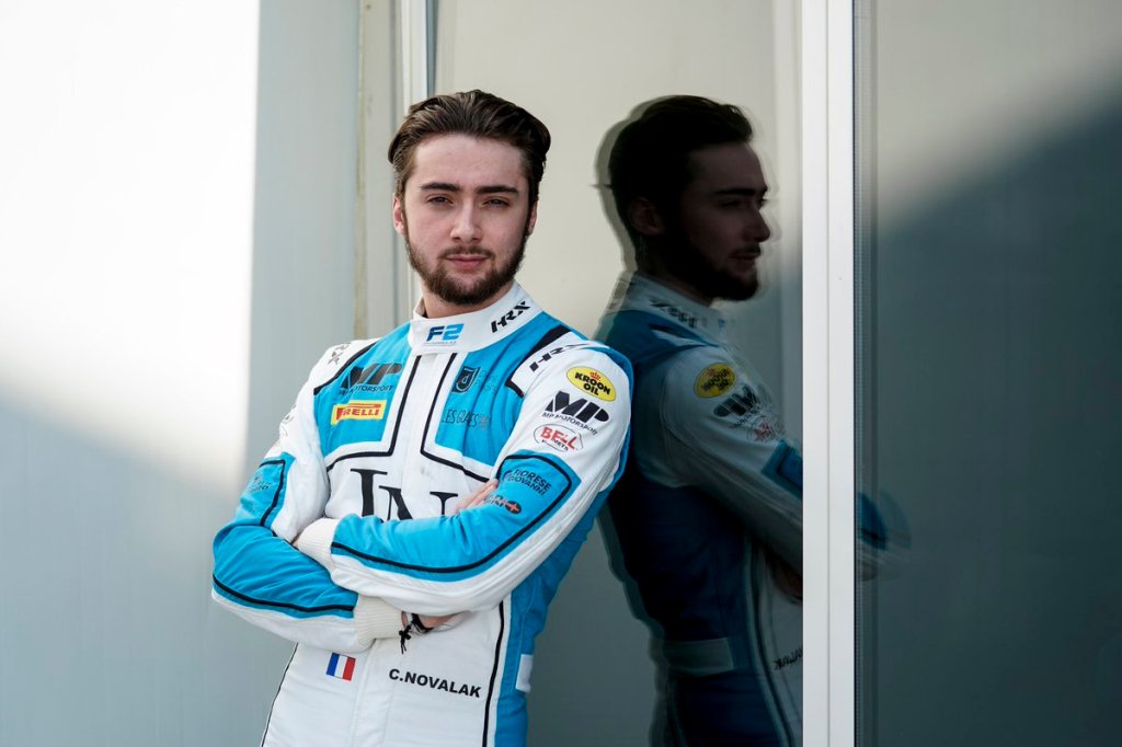 Fernando Alonso diventa manager. Supporterà Clément Novalak, pilota francese di F2, e Nikita Tsolov con la sua nuova azienda manageriale...