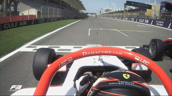 L'arrivo in volata di Leclerc e Maloney