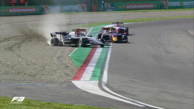 Il contatto tra Bearman e Saucy