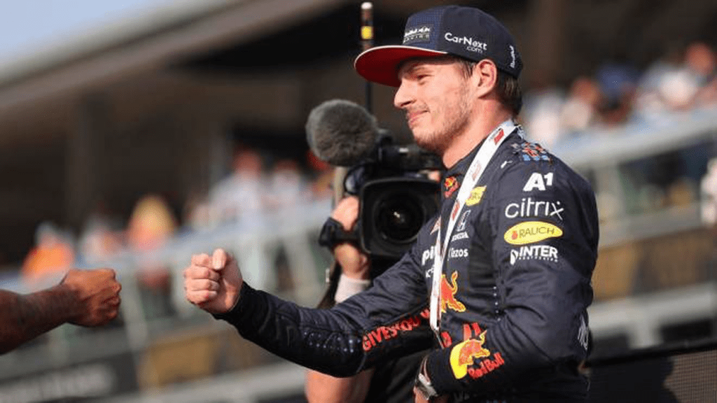 Helmut Marko, parlando della situazione affidabilità Red Bull, ha dichiarato che il suo pilota non potrà mantenere la calma per sempre.