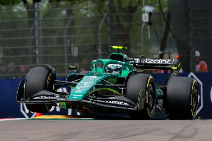 Dopo un inizio di stagione 2022 difficile, Aston Martin ha segnato i primi punti della stagione nel Gran Premio dell'Emilia Romagna. Il Team Principal Krack ammette che le condizioni a Imola hanno giocato a favore della squadra britannica.