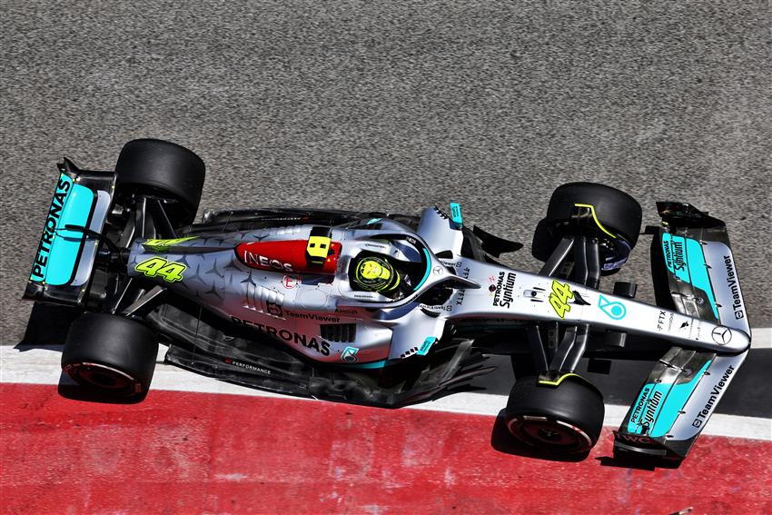 A Miami due settimane fa, quando George Russell è stato il più veloce nelle prove libere del venerdì e Lewis Hamilton non era molto indietro, in Mercedes sono rimasti un po' perplessi. I loro giudizi si sono rivelati accurati nei due giorni successivi. E a Barcellona?