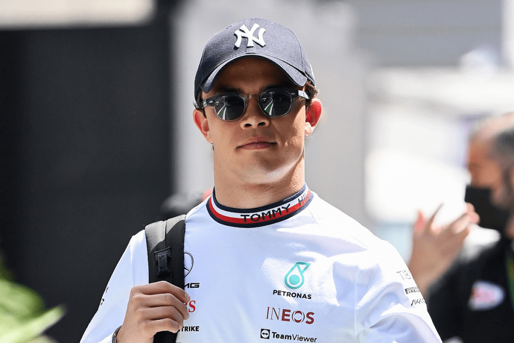 Nyck de Vries avrà finalmente l'opportunità di correre di guidare una Formula 1 in una sessione ufficiale. Il pilota olandese siederà al volante di una delle due Williams durante la prima sessione di prove libere di questo venerdì nel Gran Premio di Spagna.