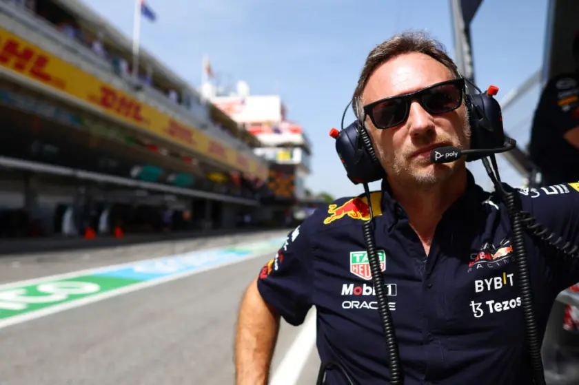 Christian Horner ha chiesto alla FIA di aumentare il limite del budget cap per le spese extra derivate dall’inflazione. Inoltre, avverte che fino a sette squadre in griglia potrebbero saltare le ultime quattro gare della stagione per non superare il cap.