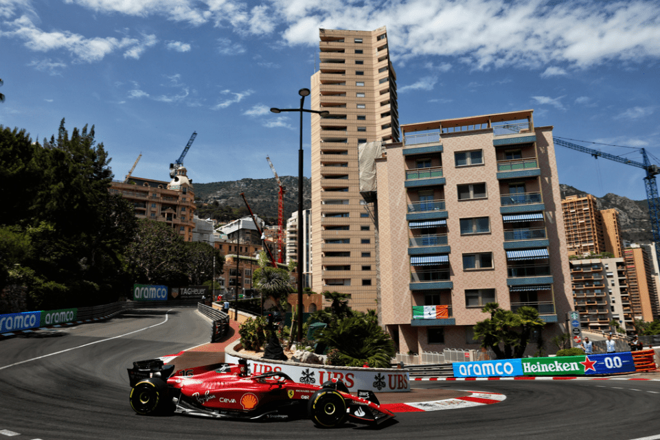 Il consigliere della Red Bull Helmut Marko pensa che la FIA dovrebbe penalizzare Charles Leclerc in seguito agli eventi delle qualifiche per il Gran Premio di Monaco.