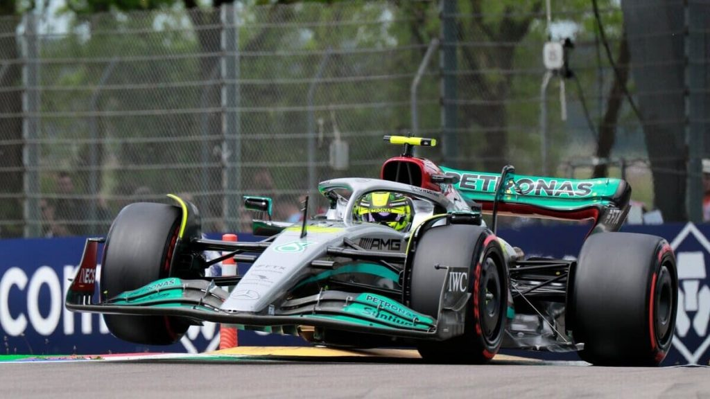 La Mercedes si dirige al Gran Premio inaugurale di Miami cercando di trovare progressi tangibili con la W13 dopo un inizio di stagione difficile.