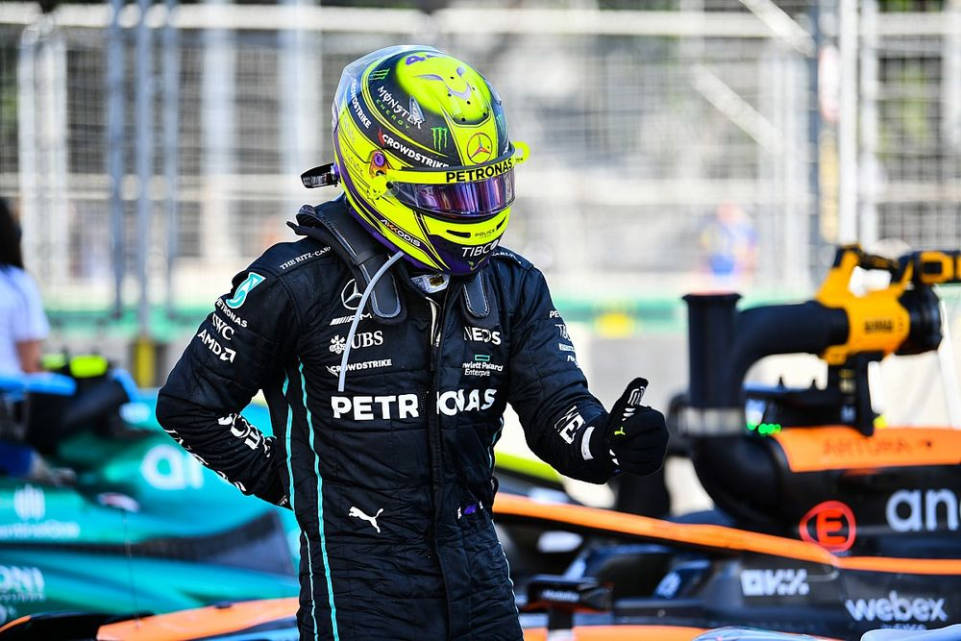 Mercedes spiega il perché dei dolori di Hamilton a Baku