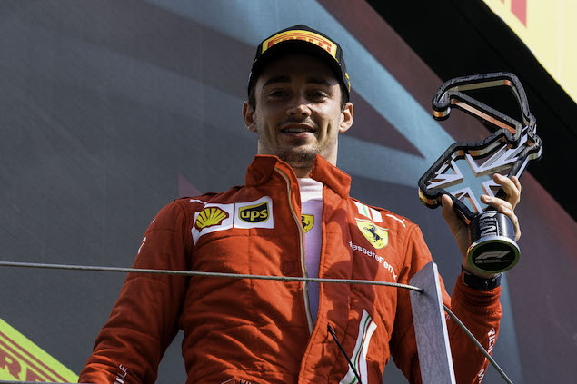 Charles Leclerc ha bei ricordi del circuito di Silverstone, essendo stato sul podio tre volte sul circuito britannico. Ma ora non si accontenta di salire sul podio, vuole ottenere la vittoria e avere un weekend pulito.