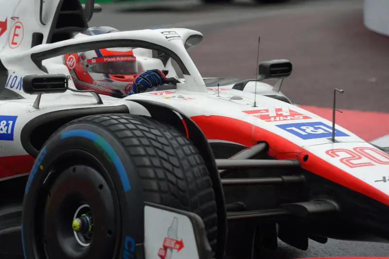Dopo essersi ritirato dal Gran Premio di Monaco di domenica senza molte spiegazioni, Kevin Magnussen ha rivelato perché la Haas gli ha chiesto di riportare la vettura ai box.