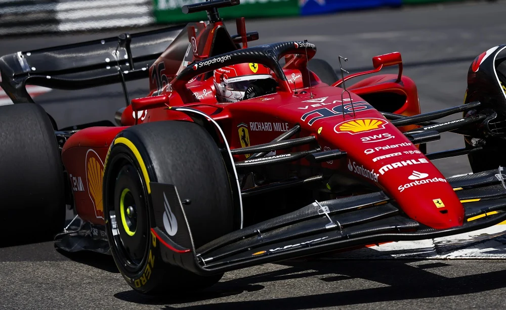 Jacques Villeneuve è rimasto confuso dalla strategia della Ferrari con Charles Leclerc al Gran Premio di Monaco.