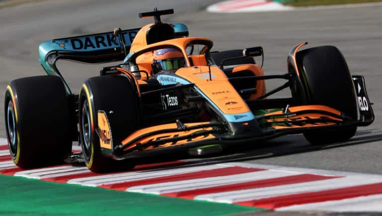 Daniel Ricciardo a bordo della MCL36