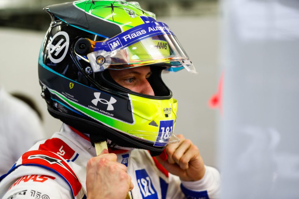 Problemi per il team americano nella giornata di venerdì, con Mick Schumacher costretto ai box per tutte le FP1.