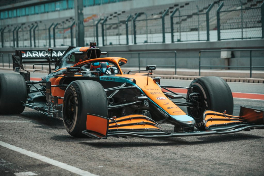 Herta sulla McLaren MCL35M