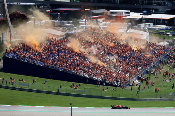 Formula 1 dura con i fan in Austria: "Comportamento inaccettabile"