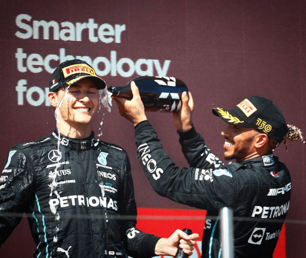 Mercedes ha fatto passi da gigante, ma c'è ancora molto tempo sul giro da recuperare per lottare con Redbull e Ferrari per le vittorie.