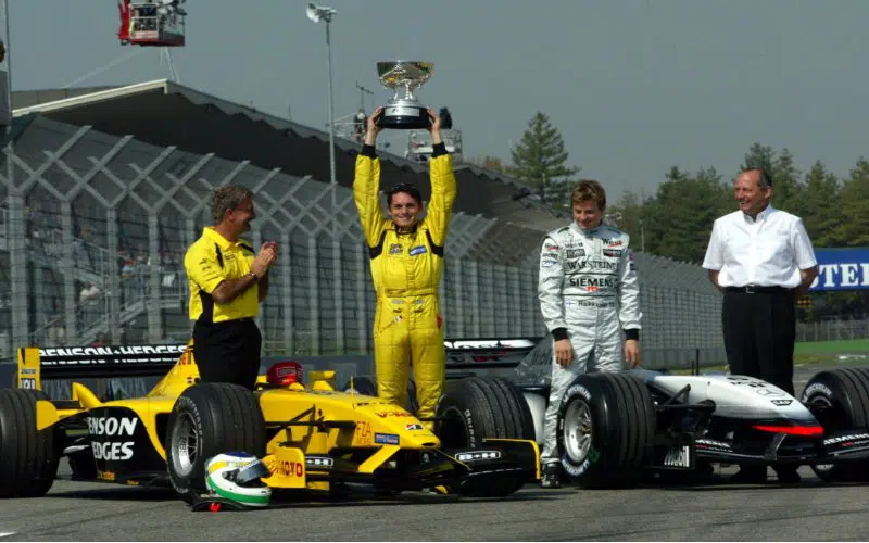Vincere una gara in F1 è l'obiettivo di qualsiasi pilota. Vediamo la top 10 di coloro che hanno impiegato più tempo a vincere il loro prim GP.