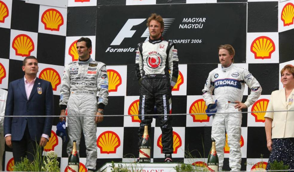 Vincere una gara in F1 è l'obiettivo di qualsiasi pilota. Vediamo la top 10 di coloro che hanno impiegato più tempo a vincere il loro prim GP.