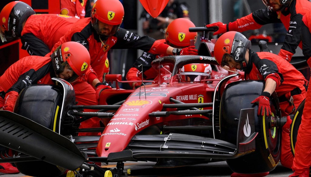 A metà stagione la Mercedes è molto vicina a Ferrari, pronta per lottare nel mondiale costruttori. 