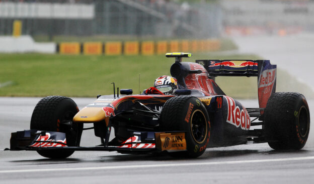 L'ex pilota della Toro Rosso Jaime Alguersuari ha detto di fare ancora sogni "molto strani" sul suo tempo in Formula 1, compresi quelli in cui si sveglia in lacrime dopo essere stato rimproverato da un arrabbiato Helmut Marko, "come se fossimo bambini".