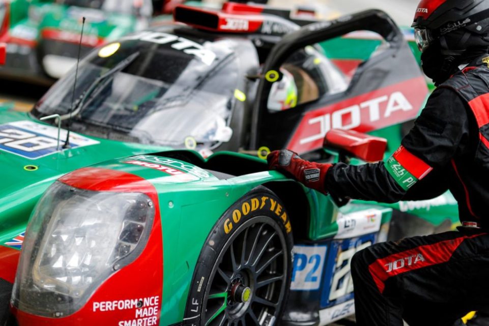 Prima fila tutta Toyota con Kamui Kobayashi che conquista la pole position nelle qualifiche della 6h del Fuji, 3º una buona Alpine.