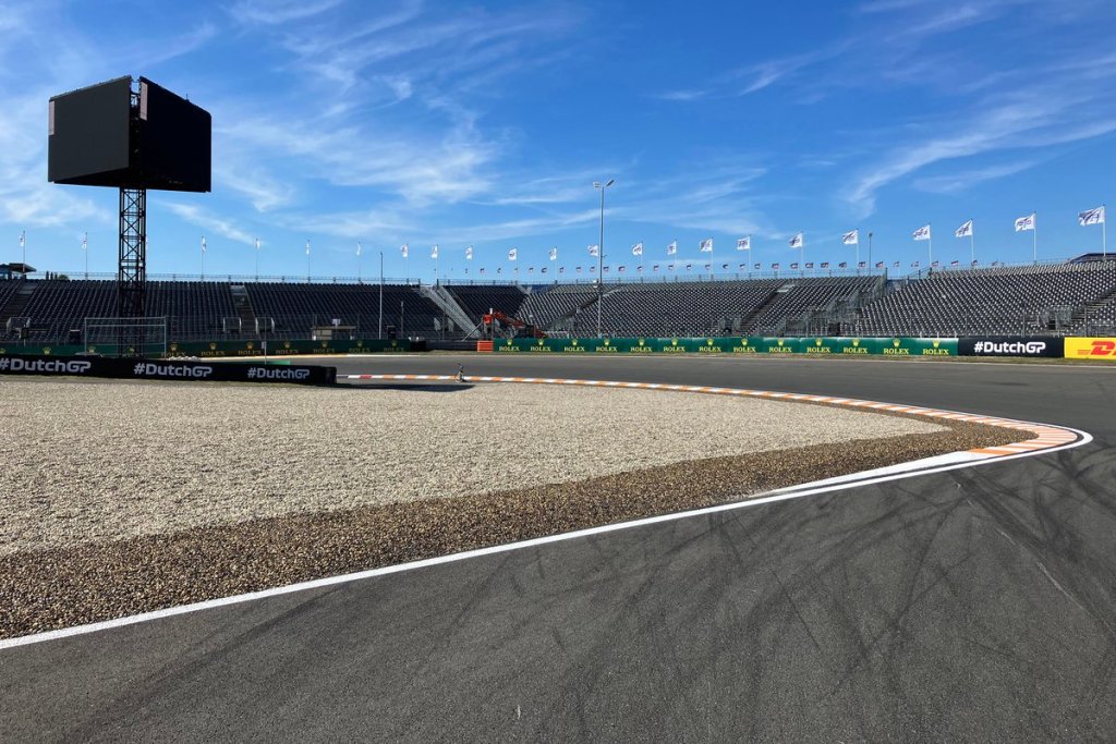 Le modifiche apportate al circuito, per evitare le bandiere rosse. No detriti in pista, la ghiaia "finta" che ha un'aderenza minore, il tutto a Zandvoort