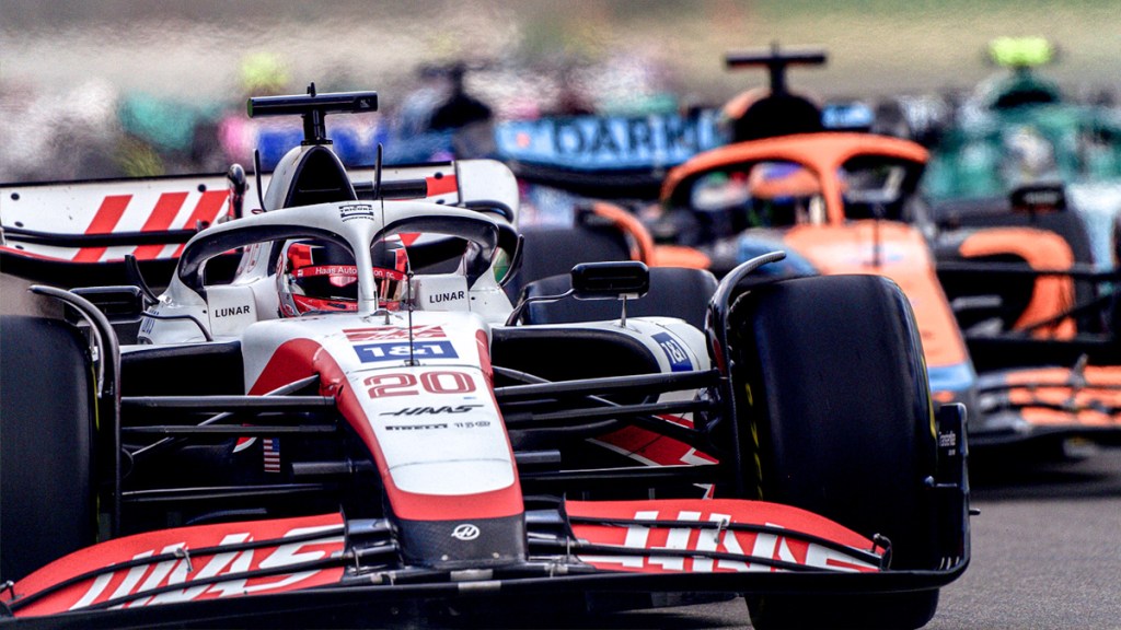 Spettacolo, duelli e rimescolamenti di carte: il nuovo regolamento sembra avere fatto centro.
